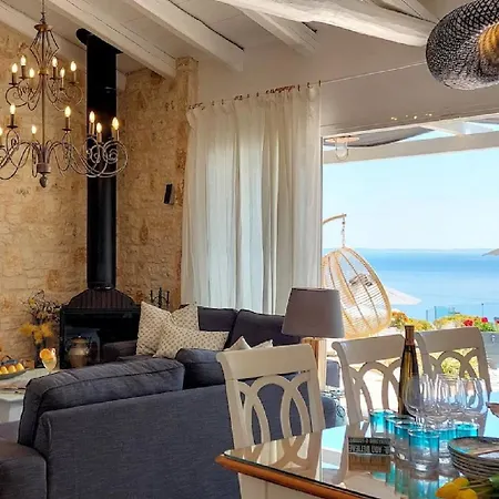New Located In Beautiful Places In Corfu דירה