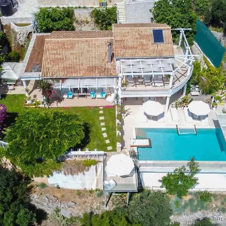 דירה New Located In Beautiful Places In Corfu *